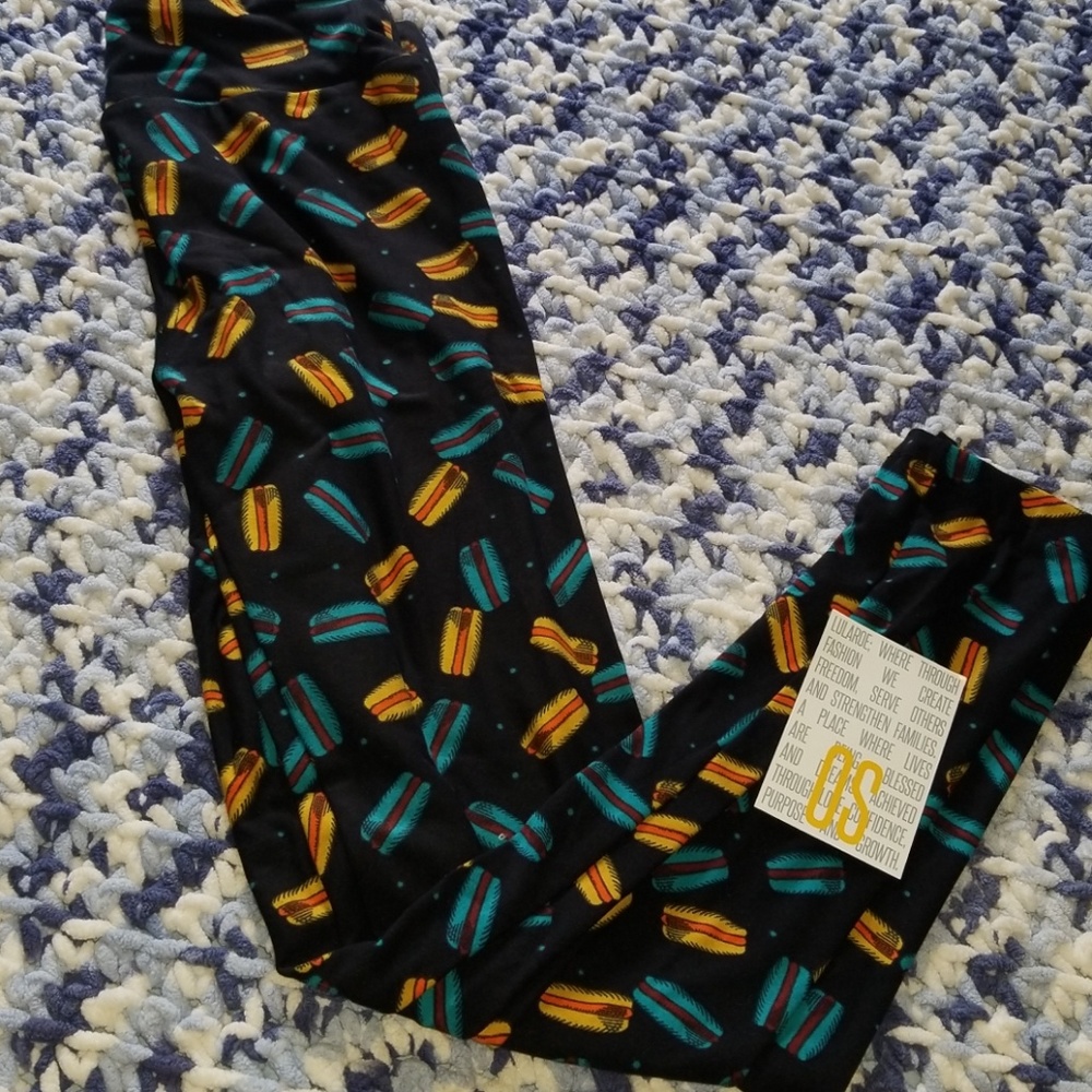 OS Lularoe Macaron leggings NWT